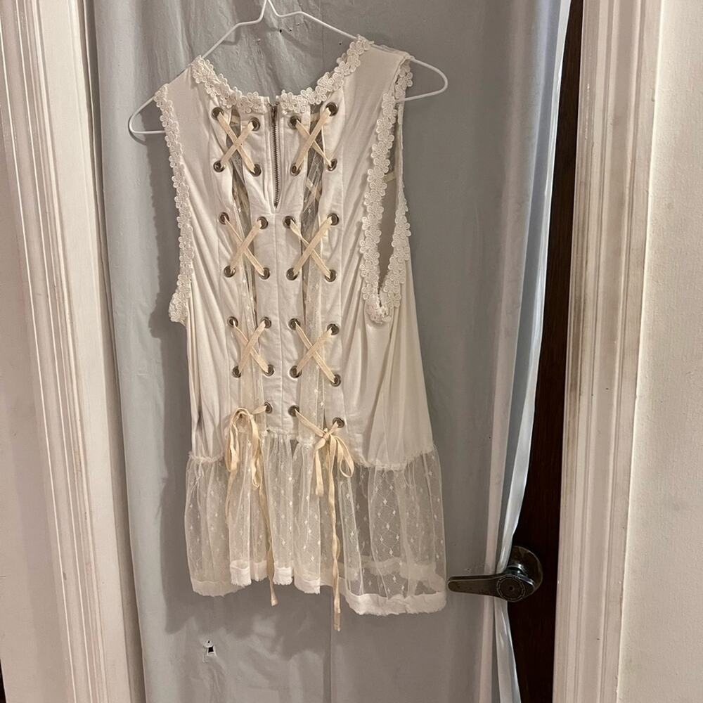 Pol white lace up mixed media gypsy Victorian renaissance top size m - Picture 4 of 4
